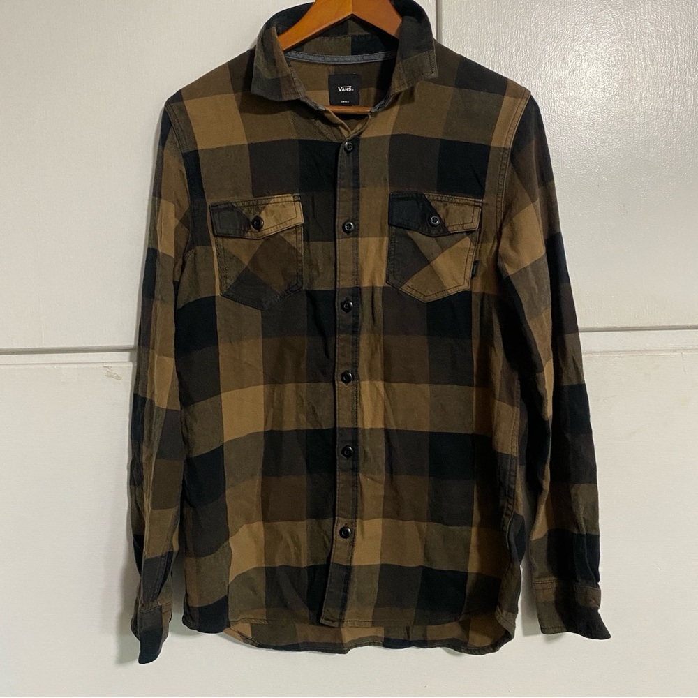 Vans Tailored Fit Black Tan Plaid Men’s Casual Button Down Shirt Small